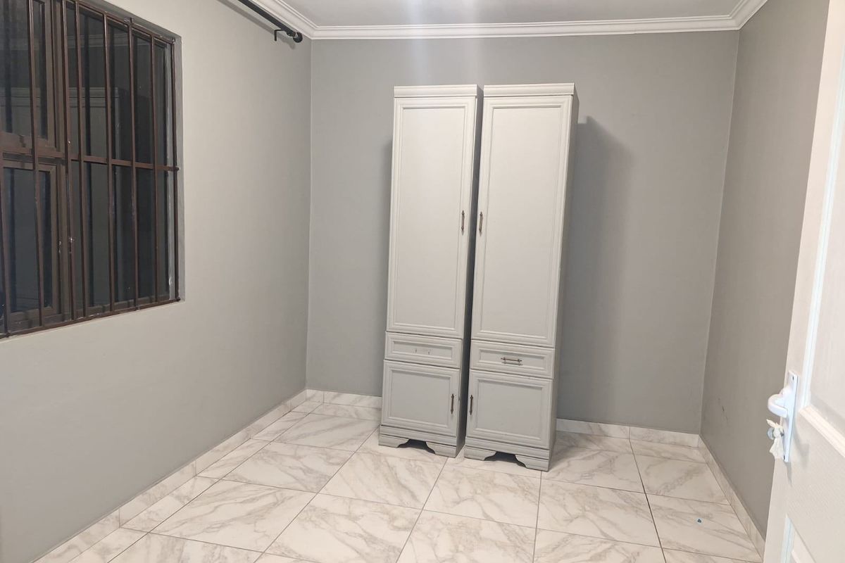 Cluster Rental Monthly In Germiston - Photo 4