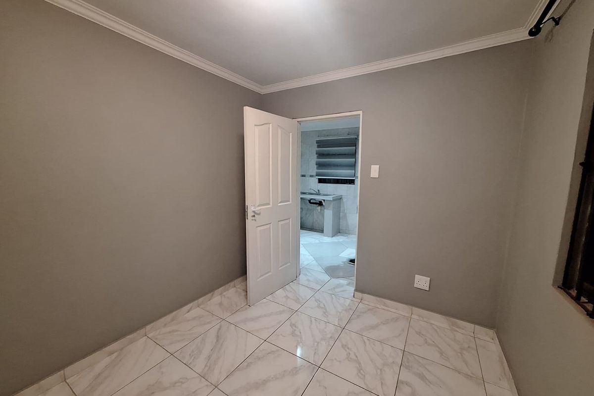 Cluster Rental Monthly In Germiston - Photo 3