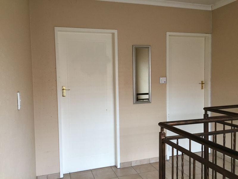 Apartment For Sale In Boksburg - Photo 10