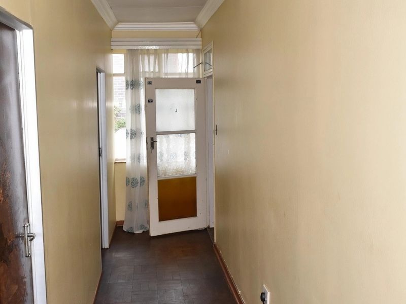 Apartment For Sale In Pretoria - Photo 5