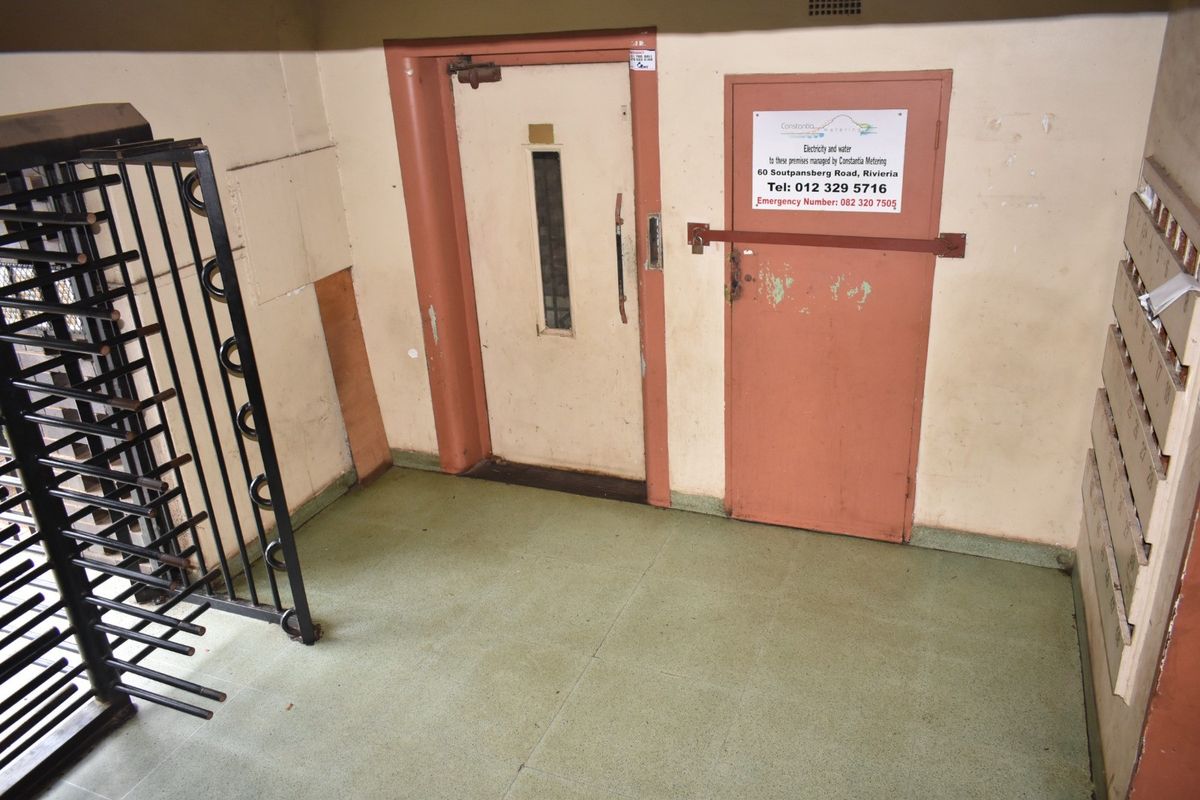 Apartment For Sale In Pretoria - Photo 2