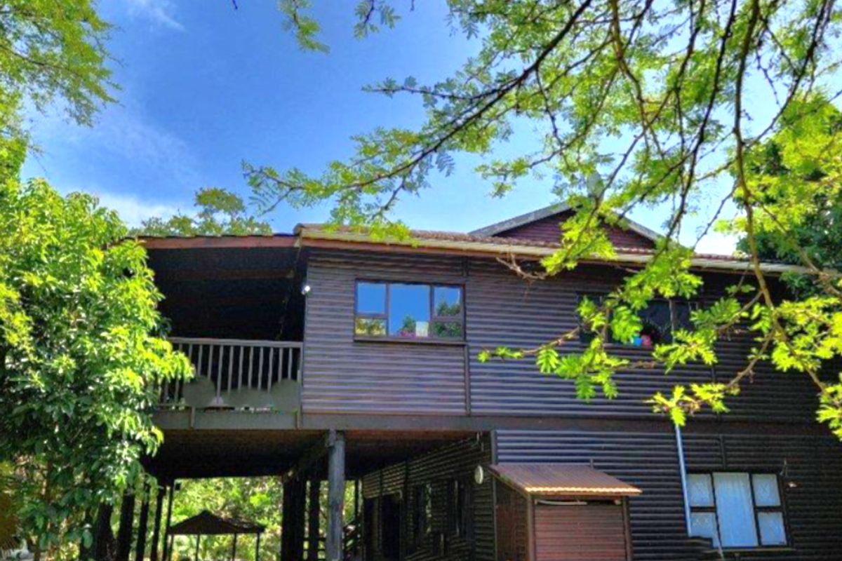 House For Sale In Port Edward - Photo 2