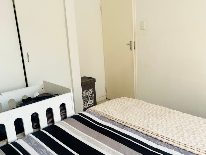Apartment Rental Monthly In Sandton - Photo 10