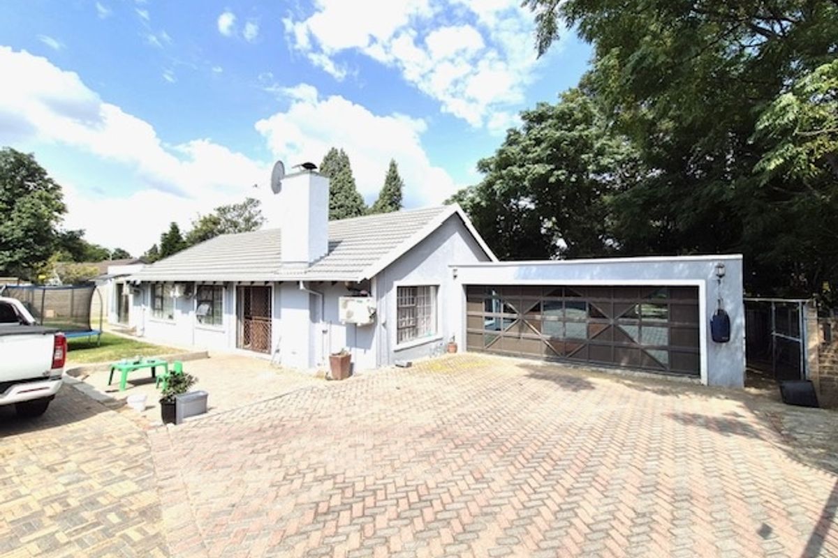 House For Sale In Midrand - Photo 2