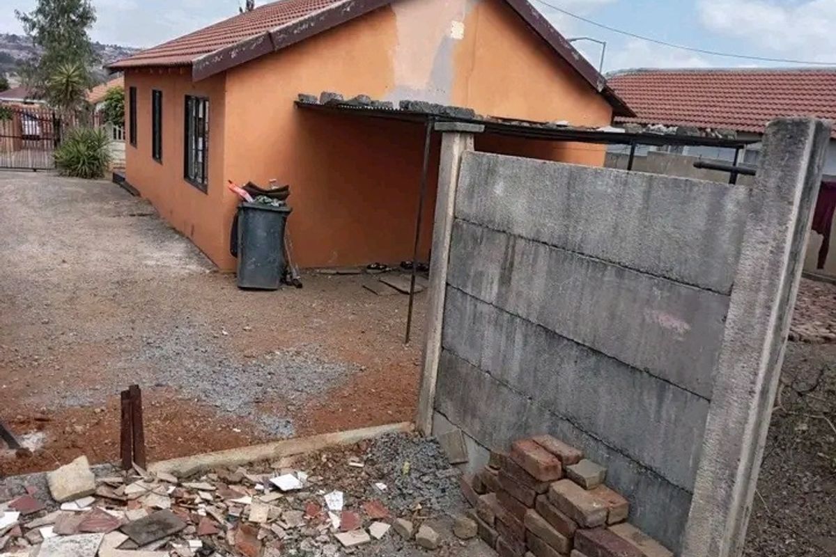 House For Sale In Pretoria - Photo 5