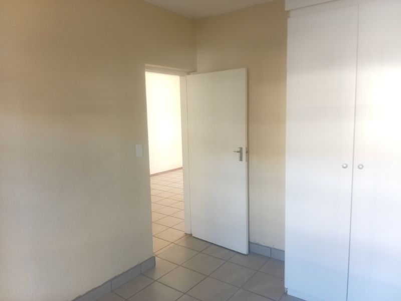 Apartment For Sale In Boksburg - Photo 8