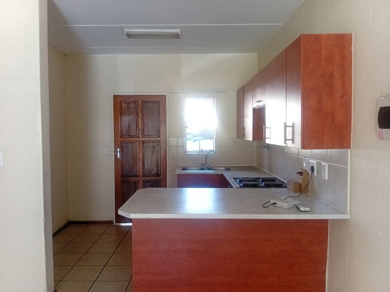 Apartment For Sale In Boksburg - Photo 6