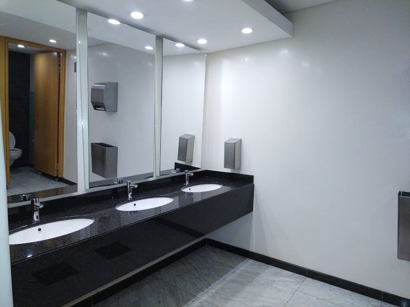 Commercial Rental Monthly In Sandton - Photo 9