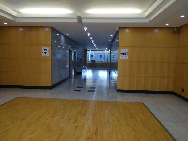 Commercial Rental Monthly In Sandton - Photo 4
