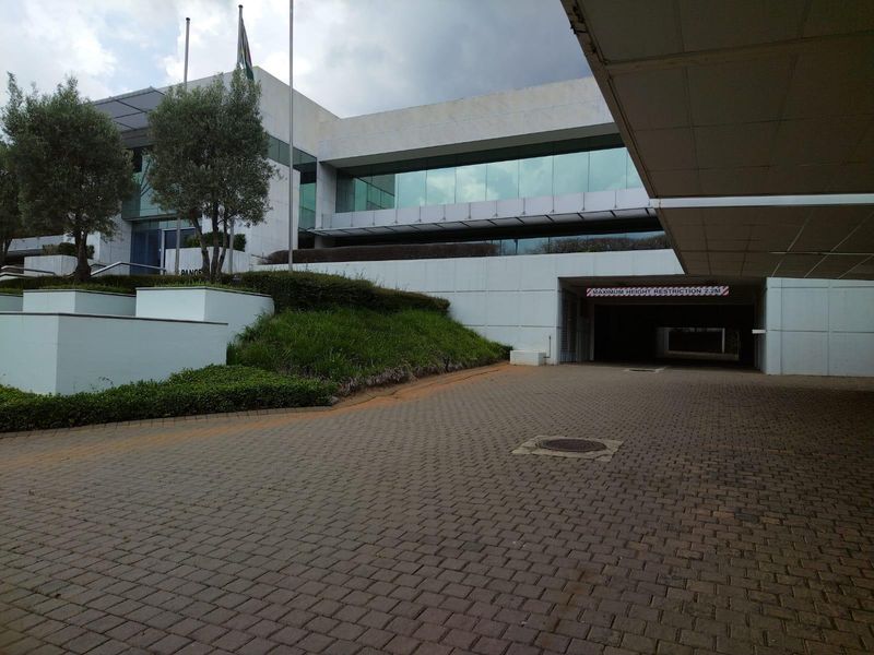 Commercial Rental Monthly In Sandton - Photo 2