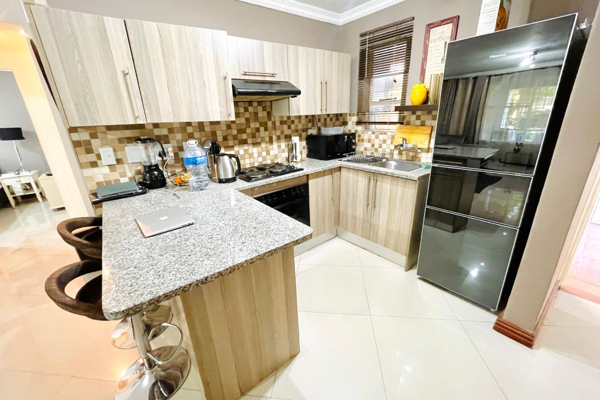Apartment Rental Monthly In Sandton - Photo 5