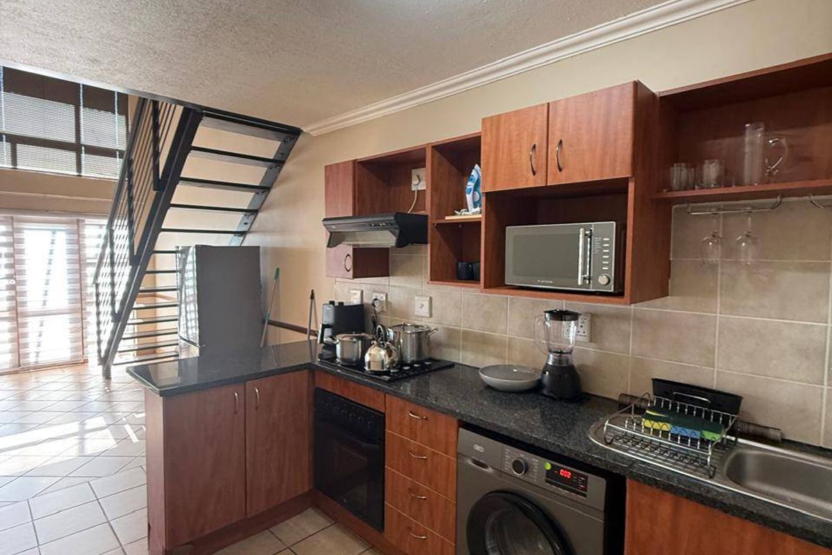 Apartment Rental Monthly In Midrand - Photo 3