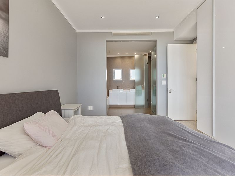 Apartment Rental Monthly In Sandton - Photo 7
