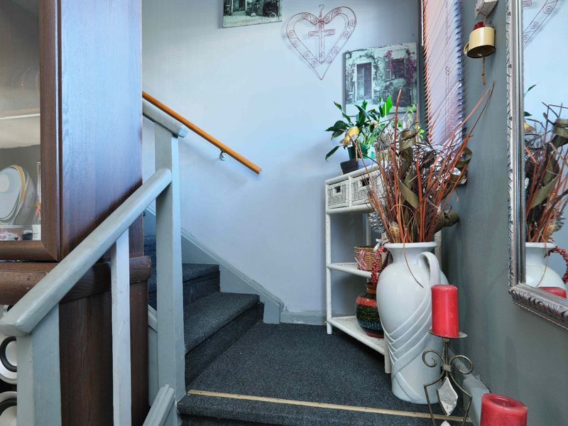 Apartment For Sale In Port Elizabeth - Photo 9