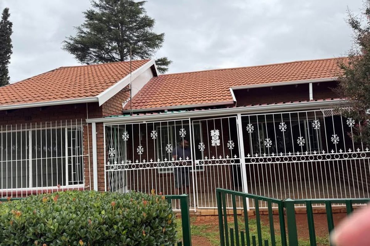 Townhouse Rental Monthly In Boksburg - Photo 2