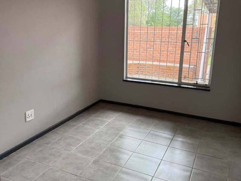 Townhouse Rental Monthly In Boksburg - Photo 7