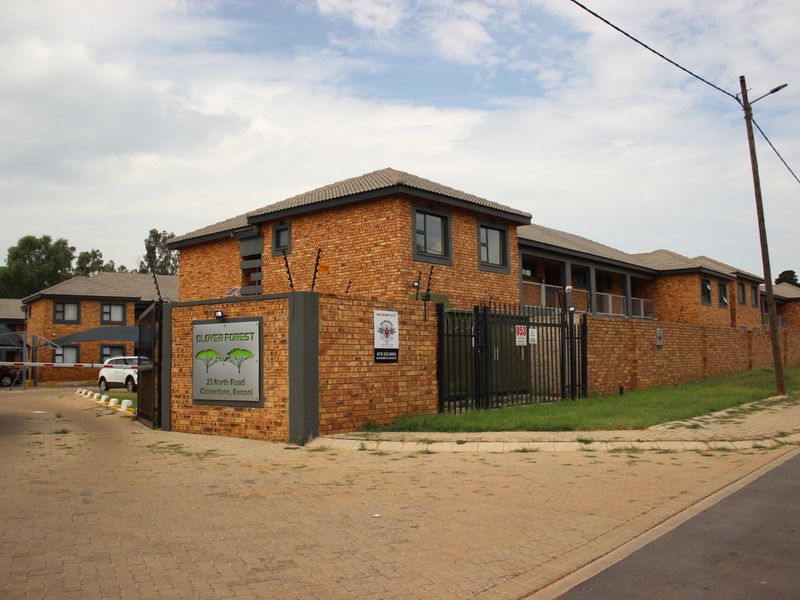 Apartment For Sale In Benoni - Photo 1