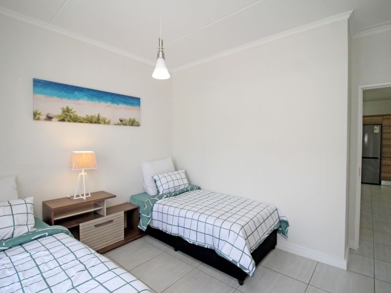 Apartment Rental Monthly In Midrand - Photo 8