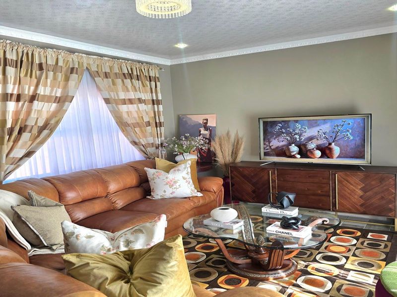 House For Sale In Middelburg - Photo 10