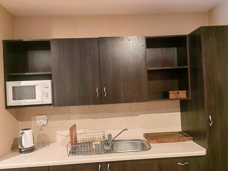 Apartment Rental Monthly In Midrand - Photo 5