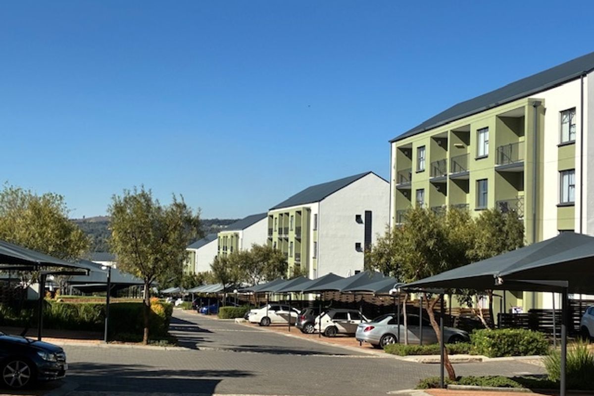 Apartment Rental Monthly In Sandton - Photo 3