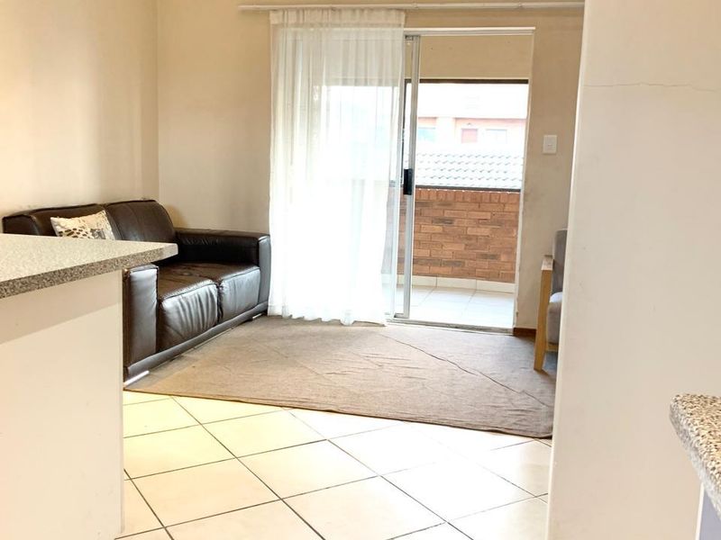 Apartment Rental Monthly In Midrand - Photo 7