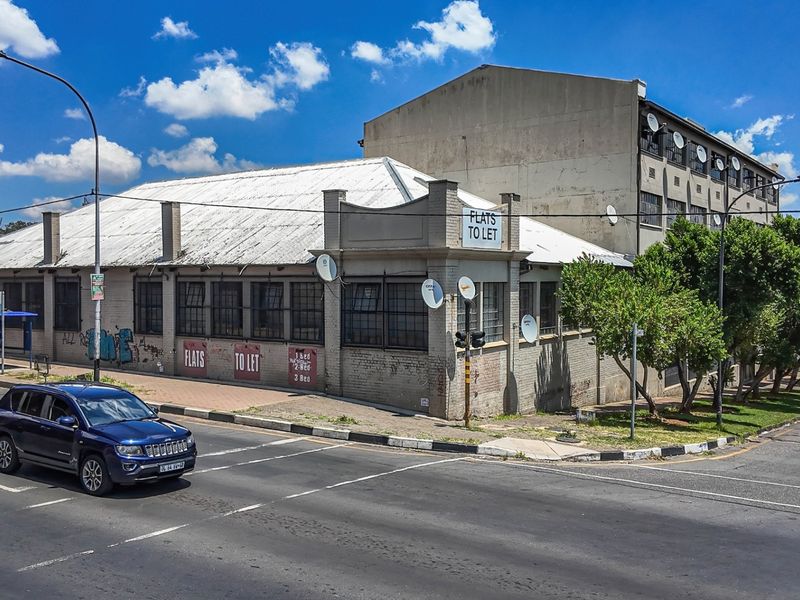 Apartment For Sale In Johannesburg - Photo 1