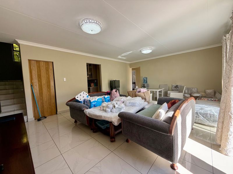 Townhouse Rental Monthly In Bloemfontein - Photo 4