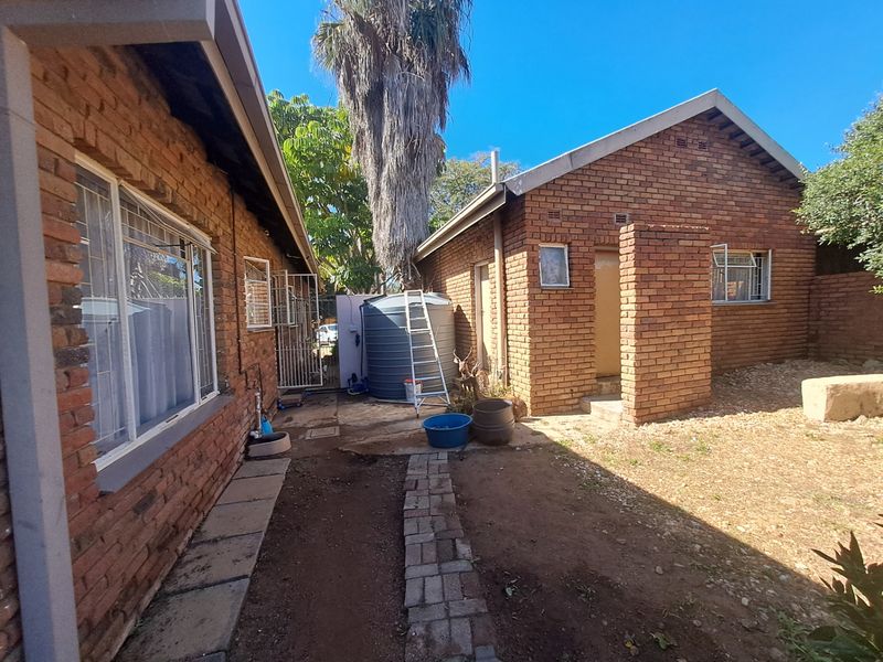 House For Sale In Polokwane - Photo 6