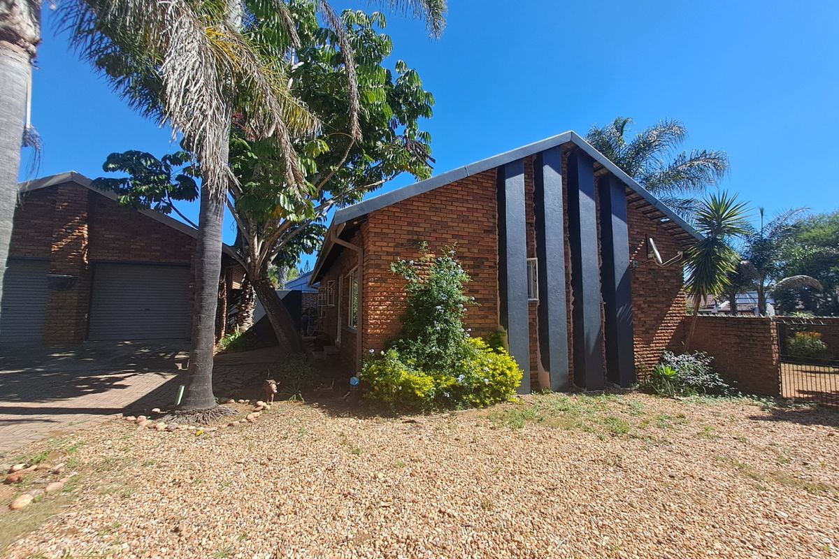 House For Sale In Polokwane - Photo 2