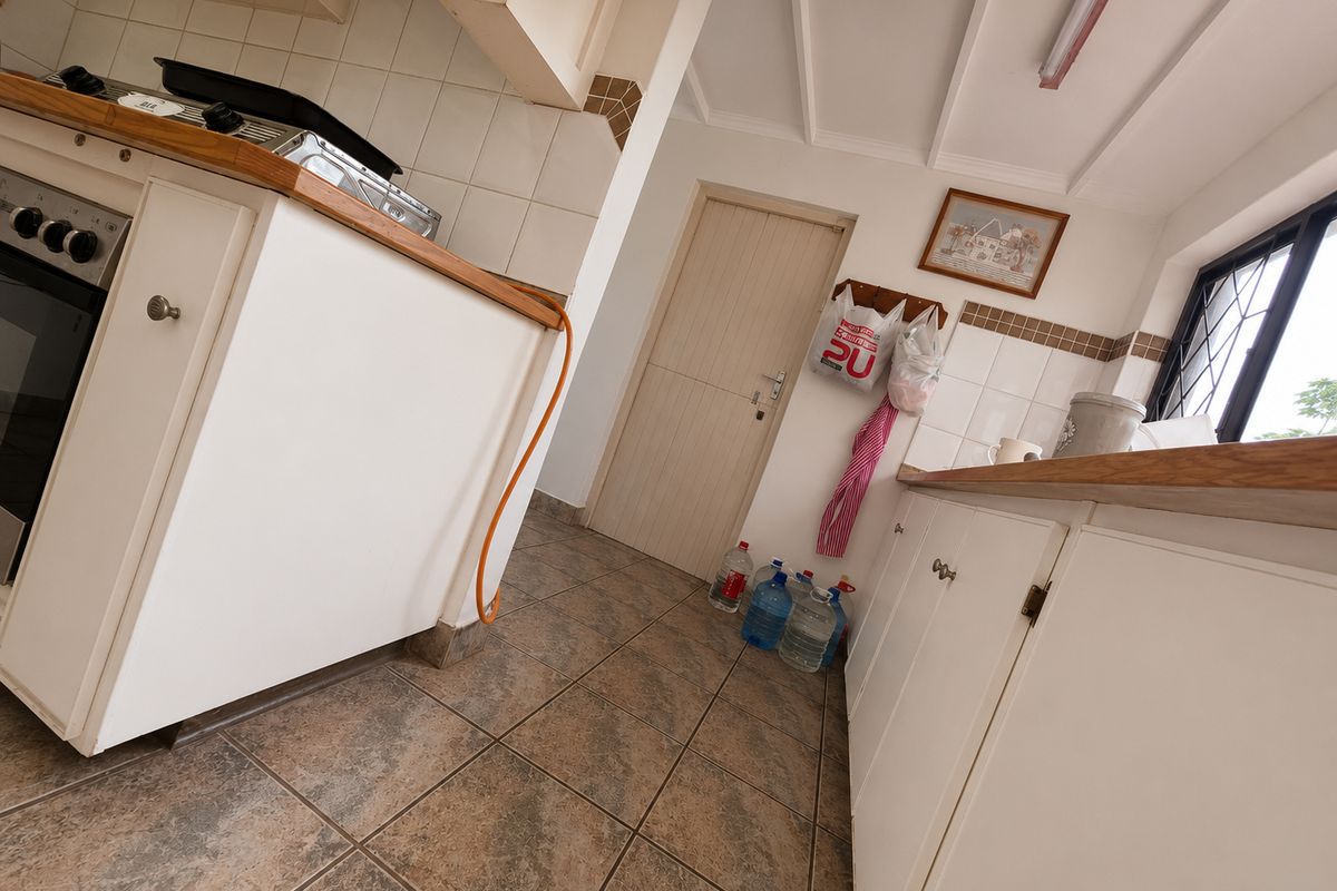 House For Sale In Margate - Photo 5