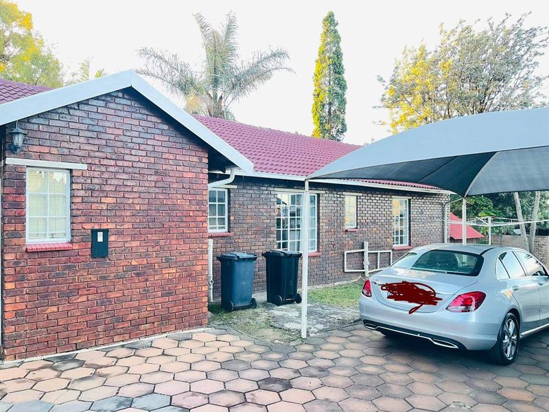 House For Sale In Edenvale - Photo 2