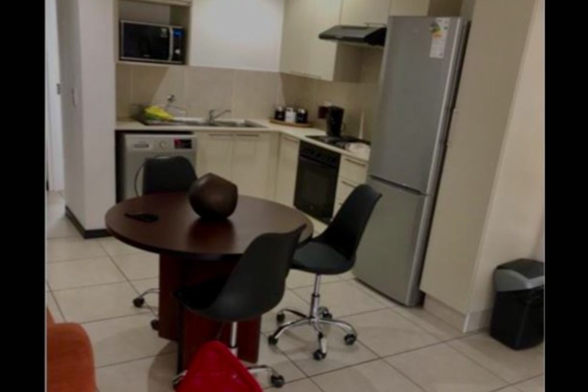 Apartment Rental Monthly In Sandton - Photo 2