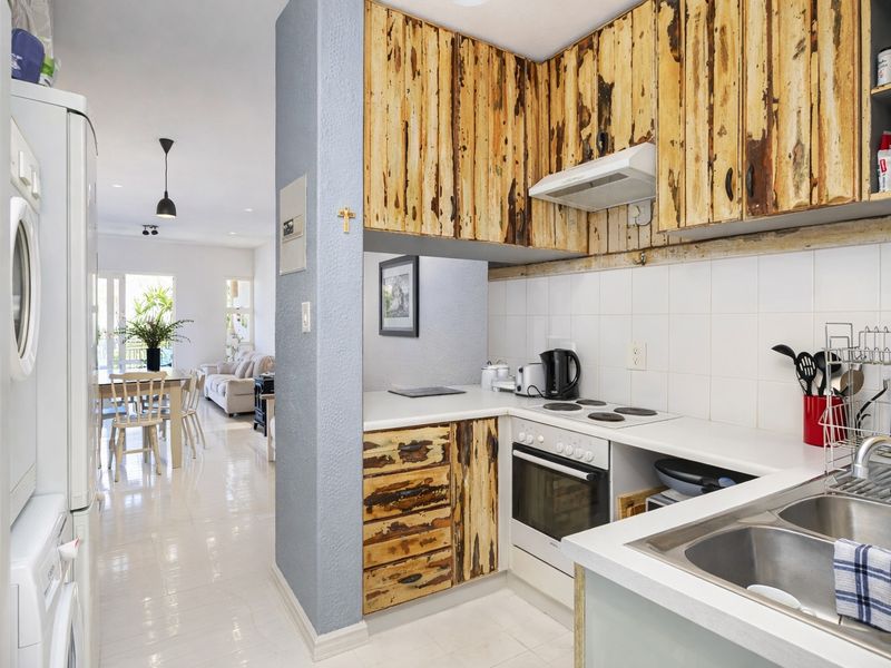 Townhouse For Sale In Pretoria - Photo 9