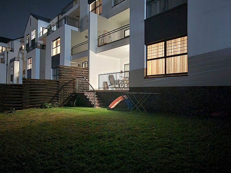 Apartment For Sale In Johannesburg - Photo 1