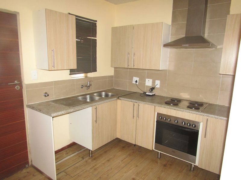 Apartment Rental Monthly In Centurion - Photo 2
