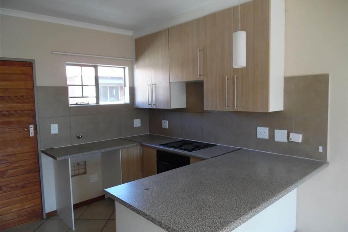 Apartment Rental Monthly In Centurion - Photo 3