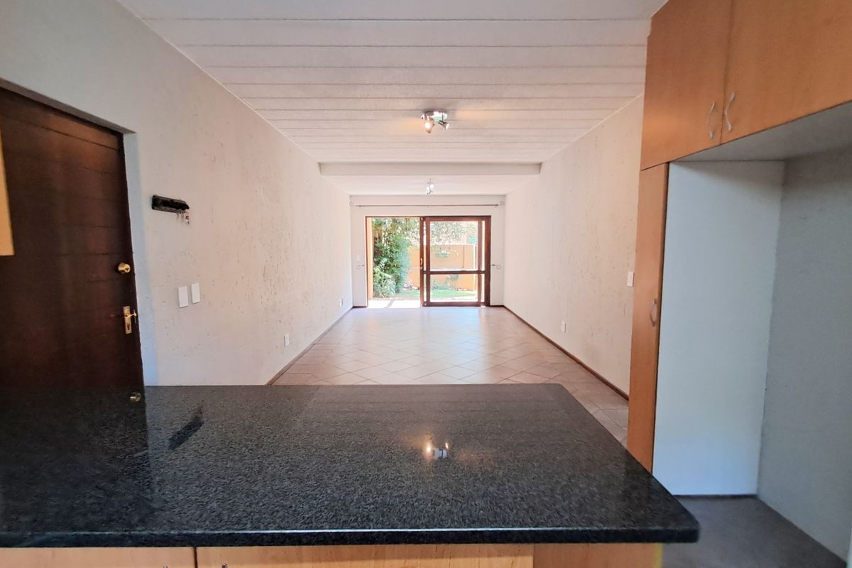 Apartment Rental Monthly In Sandton - Photo 5