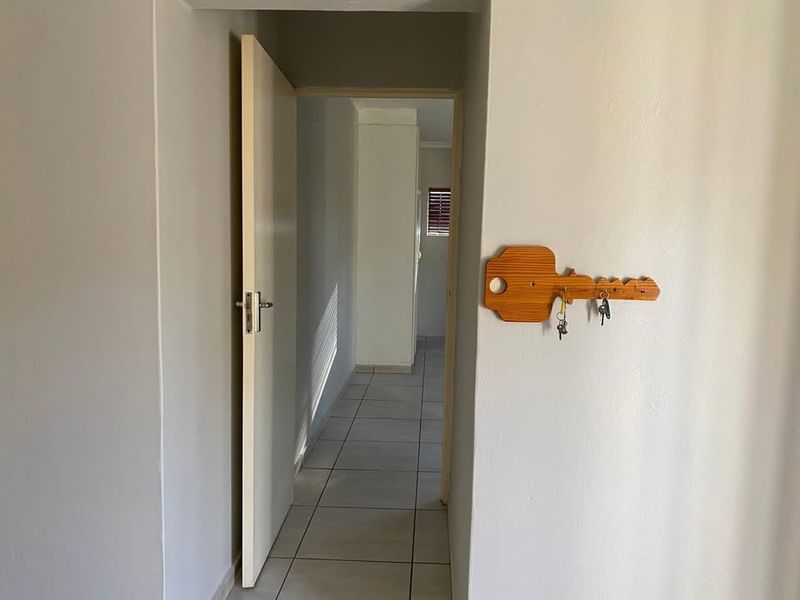 Apartment Rental Monthly In Randburg - Photo 5