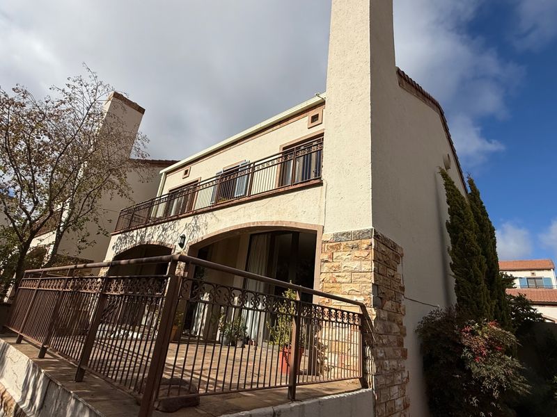 Townhouse For Sale In Bloemfontein - Photo 7