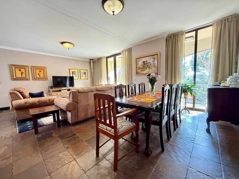 Townhouse For Sale In Bloemfontein - Photo 3
