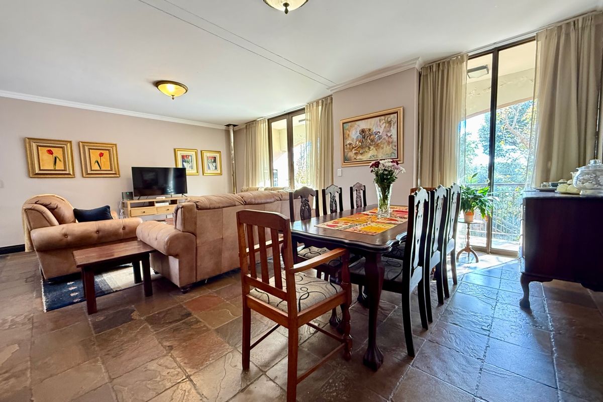 Townhouse For Sale In Bloemfontein - Photo 3