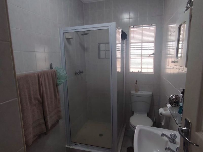 Apartment For Sale In Boksburg - Photo 4