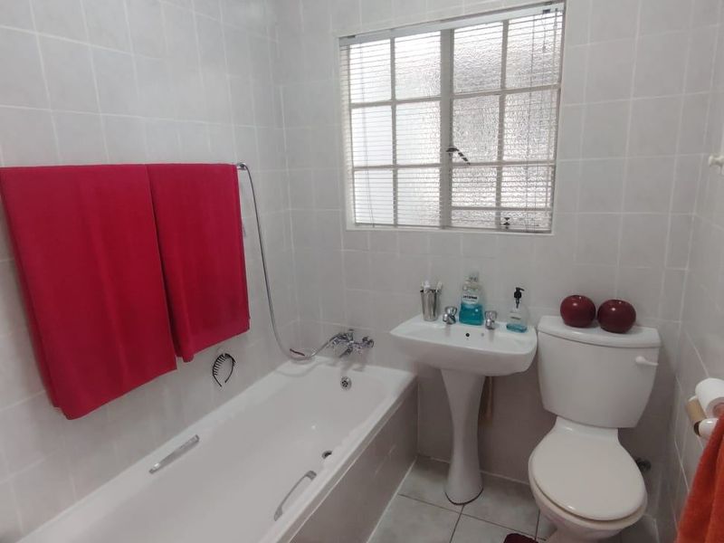 Apartment For Sale In Boksburg - Photo 9