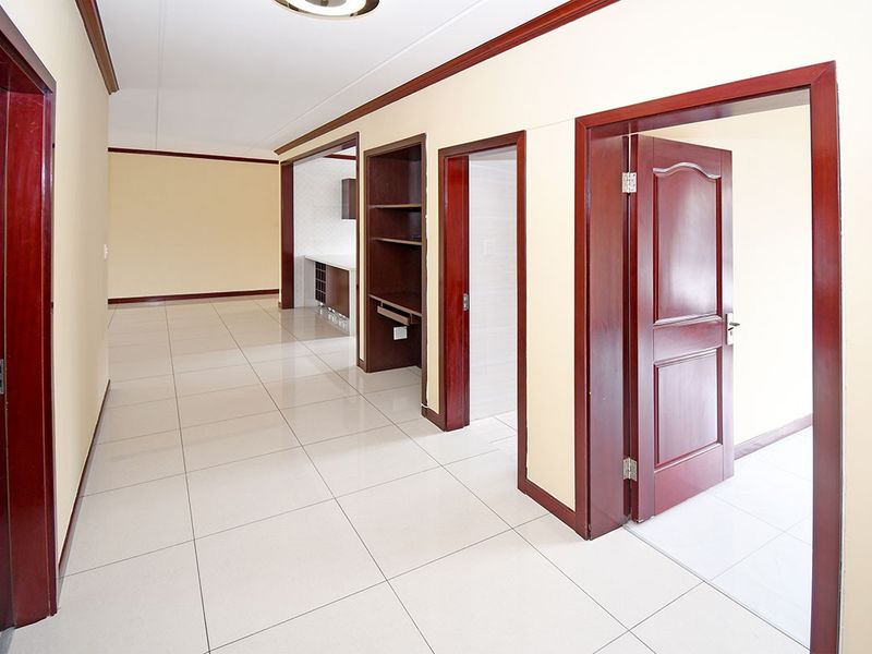 Apartment Pending Sale In Midrand - Photo 10