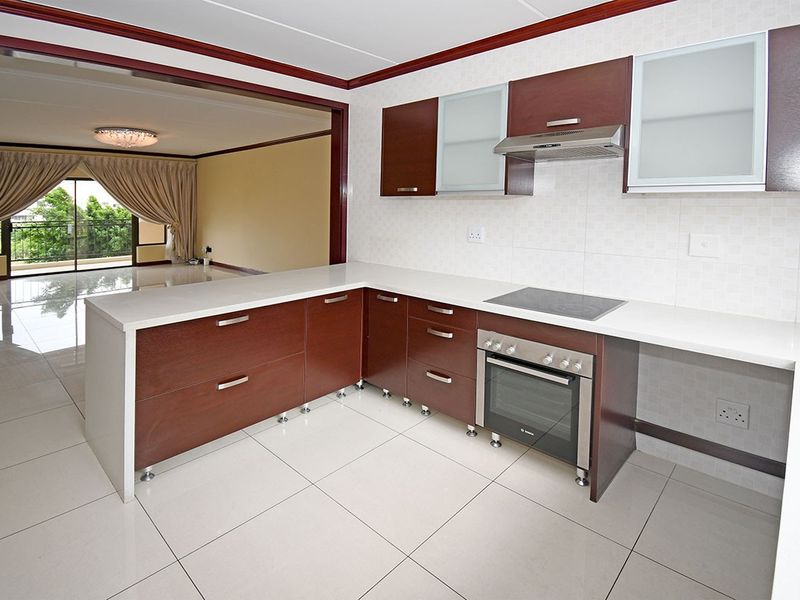 Apartment Pending Sale In Midrand - Photo 2