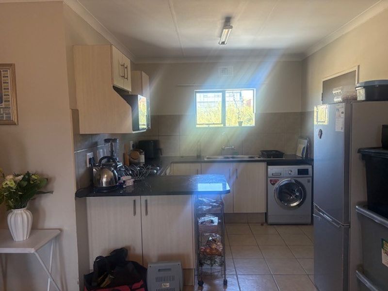Apartment For Sale In Midrand - Photo 7