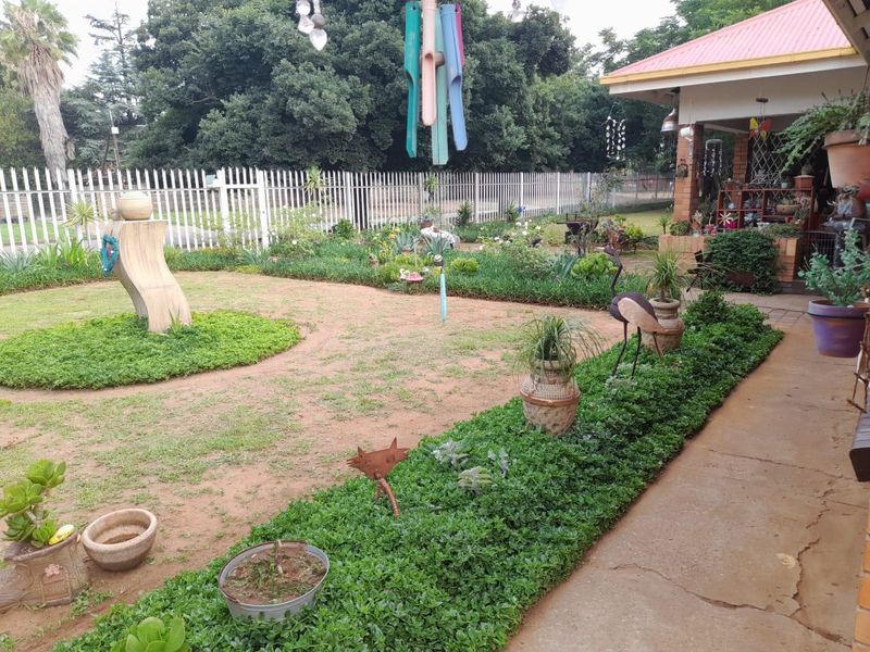 House For Sale In Vereeniging - Photo 1