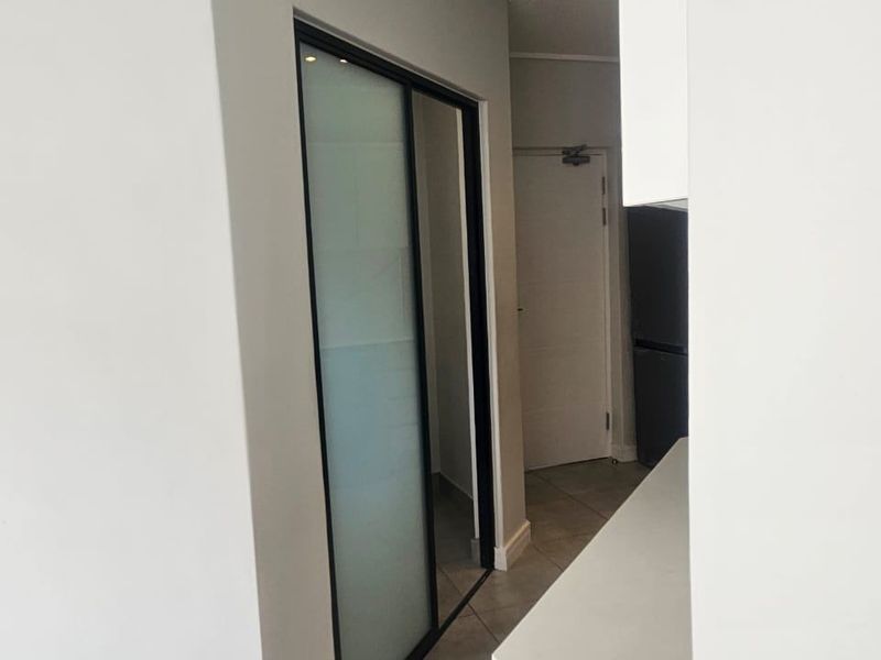 Apartment Rental Monthly In Midrand - Photo 7