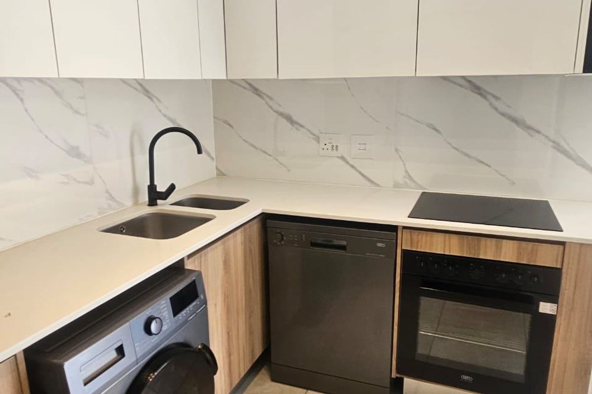 Apartment Rental Monthly In Midrand - Photo 3